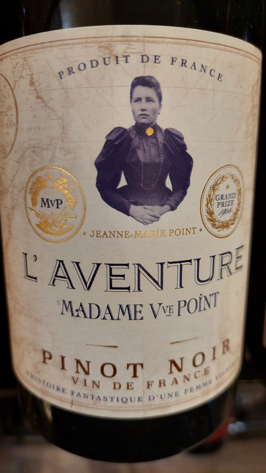 L_Aventure_Madame_Veuve_Point_Pinot_Noir